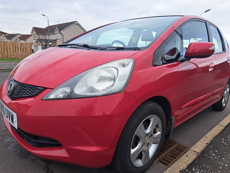 image for LOW MILES HONDA JAZZ