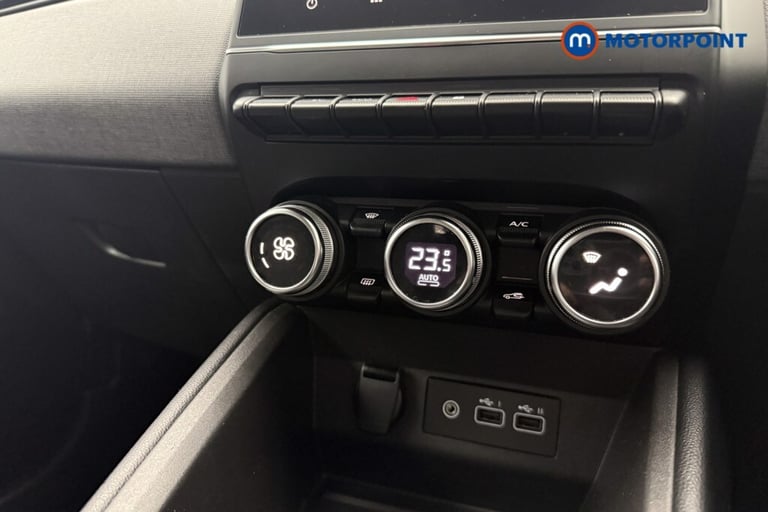 2024 Renault Clio 1.6 E-TECH full hybrid 145 Evolution 5dr Auto Hatchback Hybrid Automatic