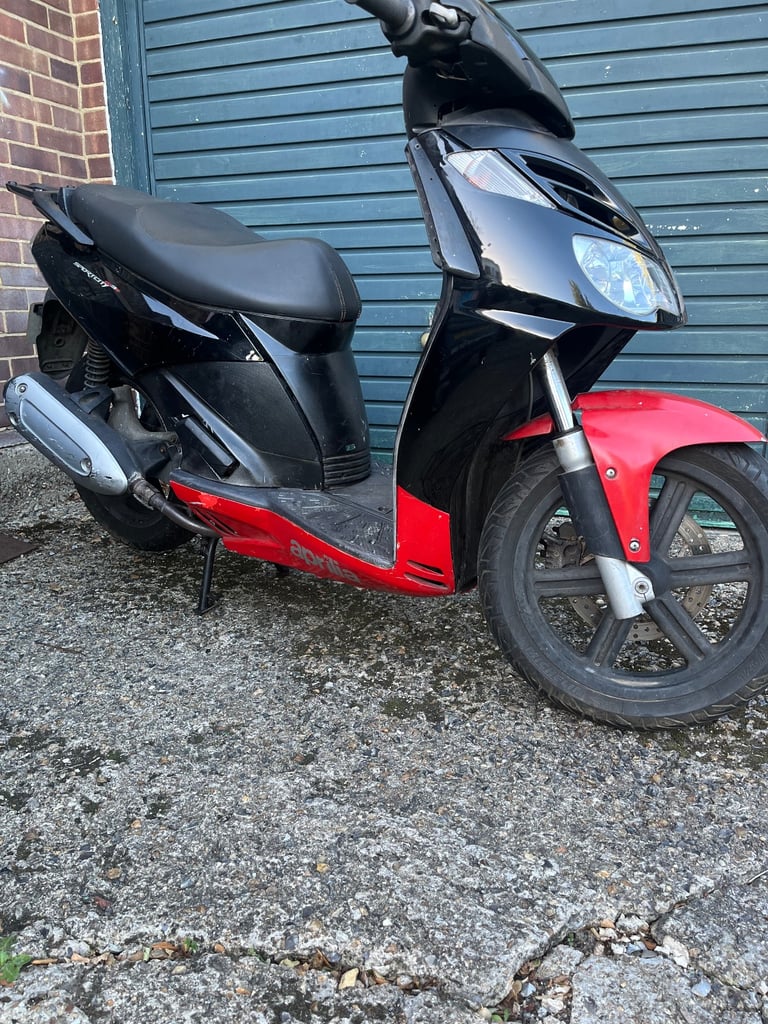 image for Aprilia, SPORTCITY, 2010, 124 (cc) Honda 125cc Yamaha Vespa 300cc