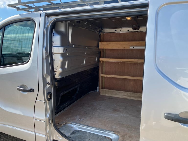 2017 Vauxhall Vivaro 2900 1.6CDTI 120PS SPORTIVE L2 LWB PANEL VAN 54K FULL SERVICE 12M MOT AC CR ...