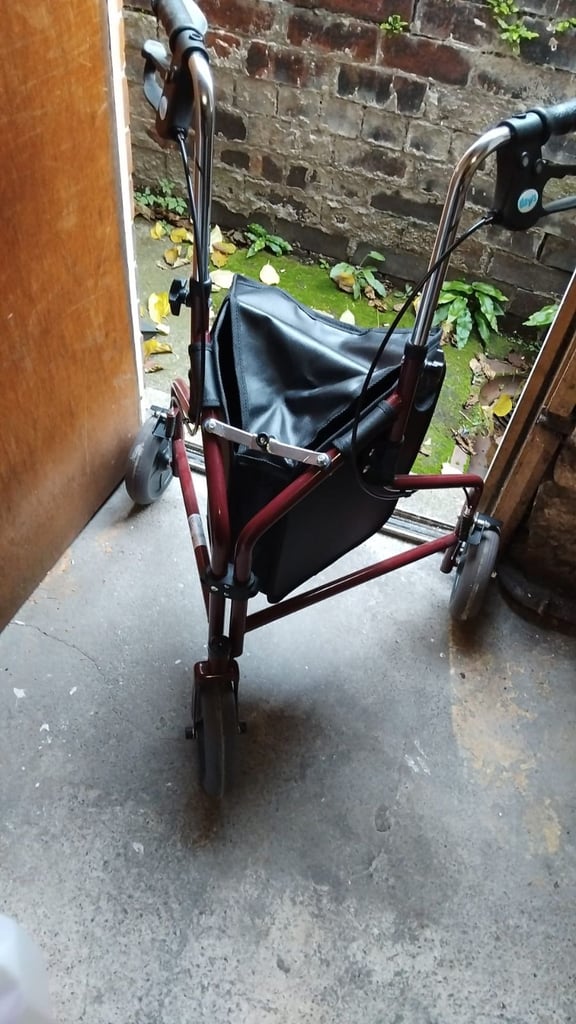 3 items Eletric wheel chair  