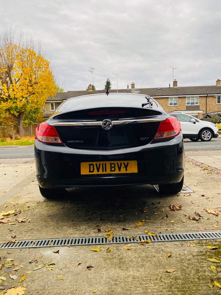 Vauxhall, INSIGNIA, Hatchback, 2011, Other, 1956 (cc), 5 doors
