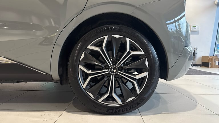 2025 DS Automobiles DS 4 1.6 E-TENSE Rivoli 5dr EAT8 HATCHBACK PETROL/ELECTRIC Automatic