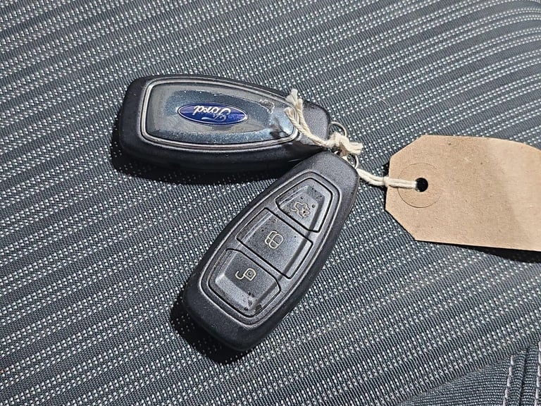 2012 Ford C-Max 1.6 TDCi Titanium Euro 5 5dr MPV Diesel Manual