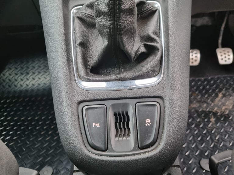 2016 Vauxhall Zafira 1.4T SRi 5dr MPV Petrol Manual