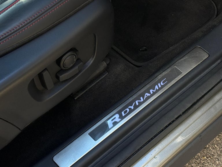 2020 Land Rover Discovery Sport 2.0 D240 MHEV R-Dynamic HSE SUV 5dr Diesel Auto 4WD Euro 6 (s/s) ...