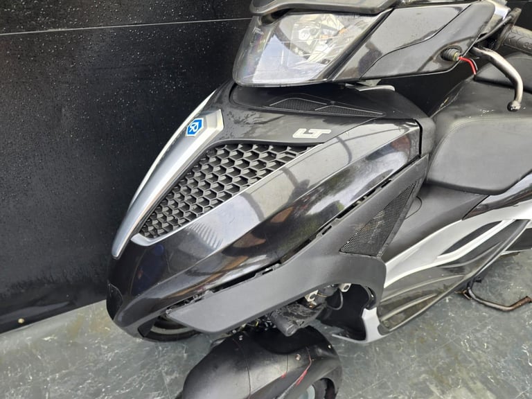PIAGGIO MP3 300 YOURBAN LT PROJECT BIKE HPI CLEAR