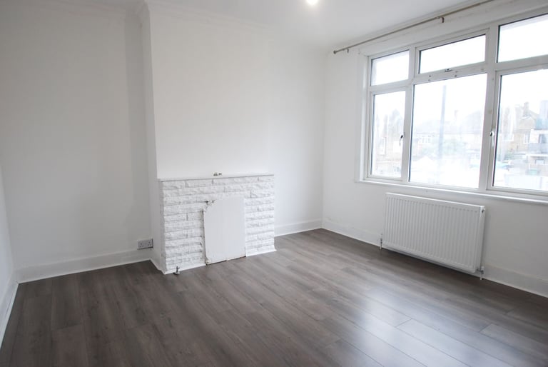 image for Two bedroom flat with garden close to London City Airport DLR