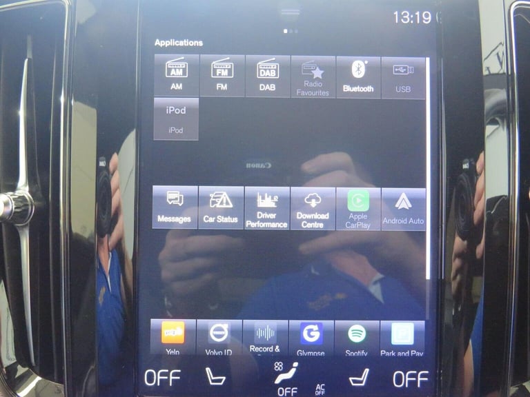 VOLVO XC60 2.0 D4 R-Design Auto AWD Euro 6 (s/s) 5dr Silver Auto Diesel 2018