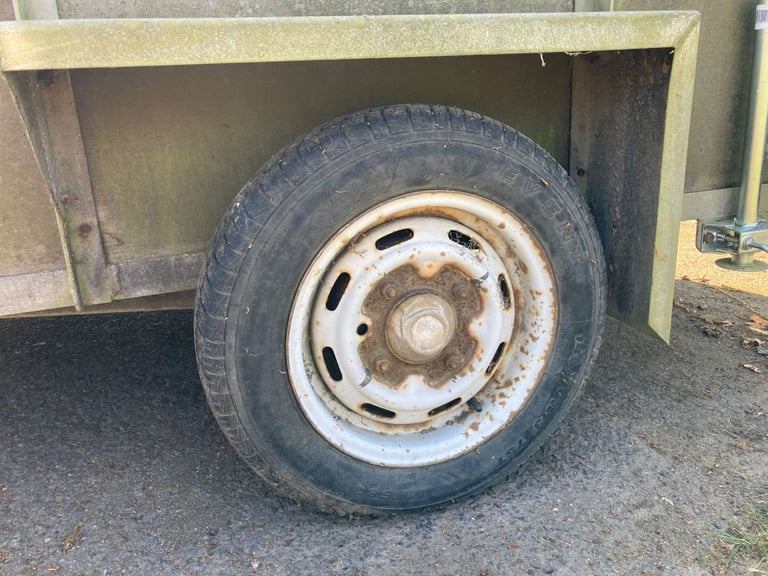 Box trailer - good used condition, plenty tread in tyres.