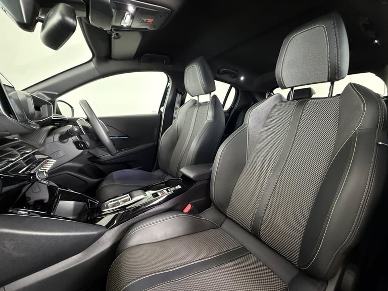 2025 Peugeot 208 1.2 Hybrid 136 GT 5dr e-DSC6 HATCHBACK PETROL Automatic