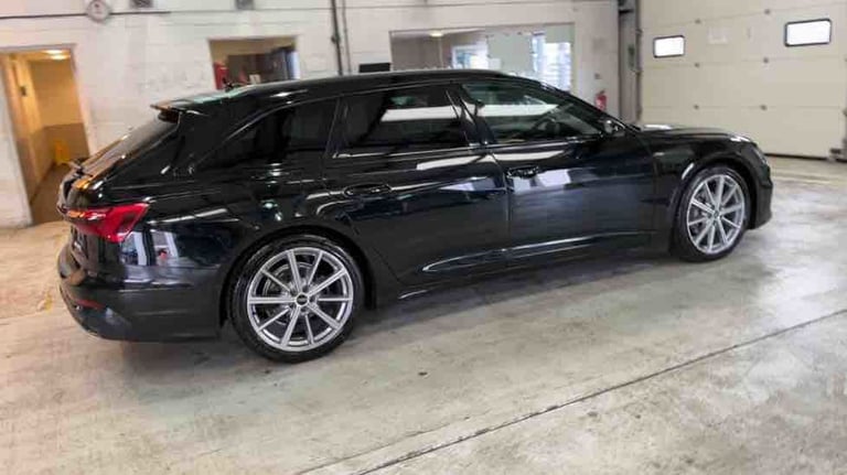 2022 Audi A6 Avant 2.0 TDI 40 Black Edition Estate 5dr Diesel S Tronic quattro Euro 6 (s/s) (2 Es...