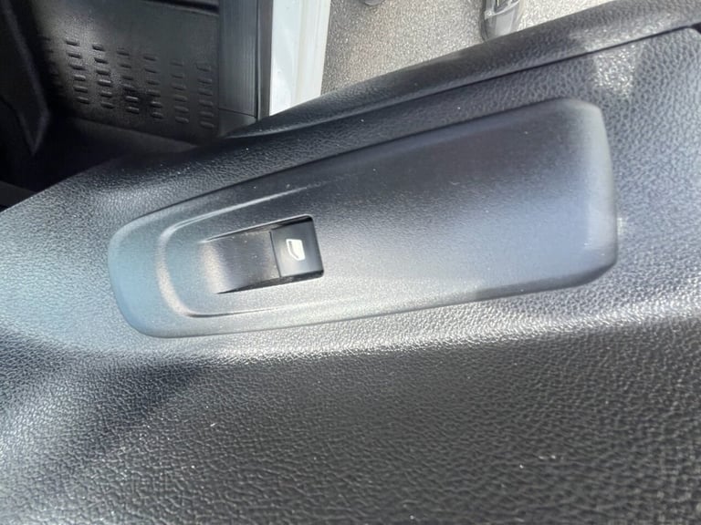 2019 19 PEUGEOT PARTNER 1.6 BLUEHDI 1000 PROFESSIONAL STANDARD PANEL VAN 5DR DIE