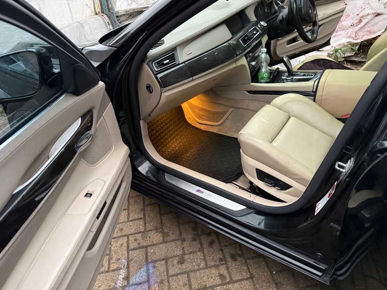 2011 BMW 🔹 730d se luxury edition 3.0 diesel | automatic | ✅ may swap for 7-seater van + cash