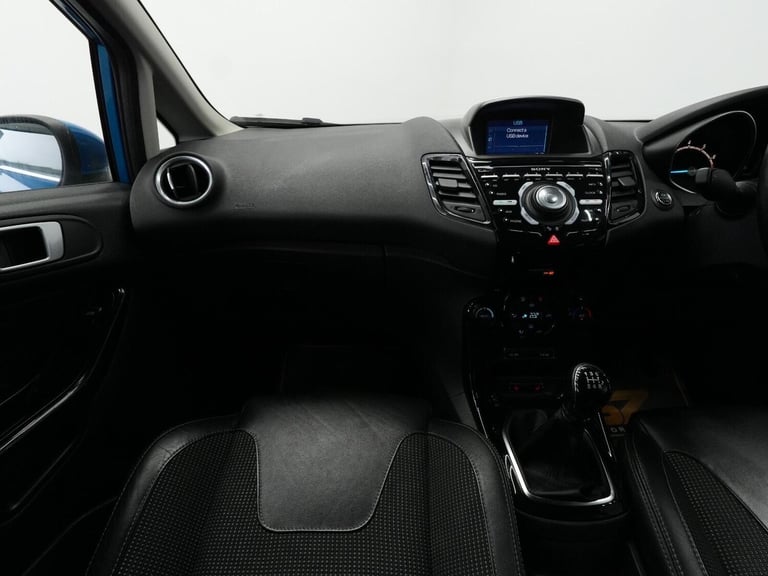 2015 Ford Fiesta 1.0T EcoBoost Titanium X Euro 5 (s/s) 5dr HATCHBACK Petrol Manual