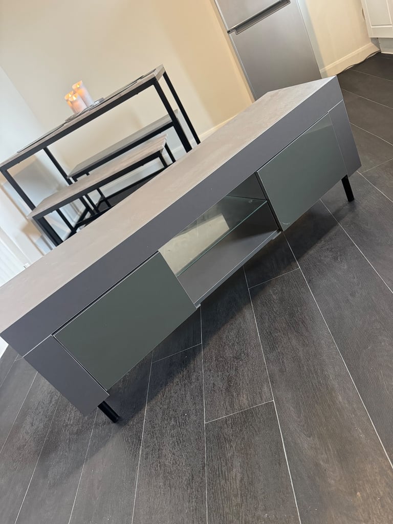 Tv unit 