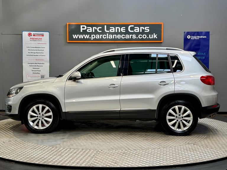 2015 Volkswagen Tiguan 2.0 TDi BlueMotion Tech Match 5dr ** 4 MOTION ** Diesel