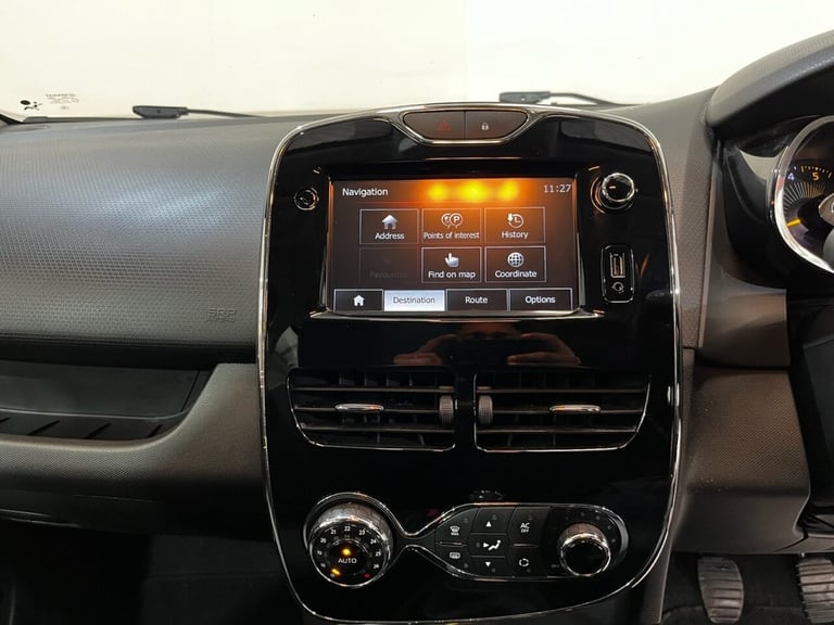 2014 Renault Clio 1.5 dCi Dynamique S MediaNav Hatchback 5dr Diesel Manual Euro 5 (s/s) (90 p Hat...