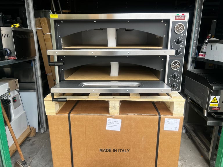 NEW ITALIAN 8 X 13'' PIZZA OVEN  QUALITY CATERING COMMERCIAL KITCHEN EQUIPMENT