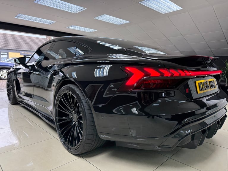 2023 Audi RS e-tron GT 475kW Quattro 93kWh Carbon Vorsprung 4dr Auto COUPE Electric Automatic