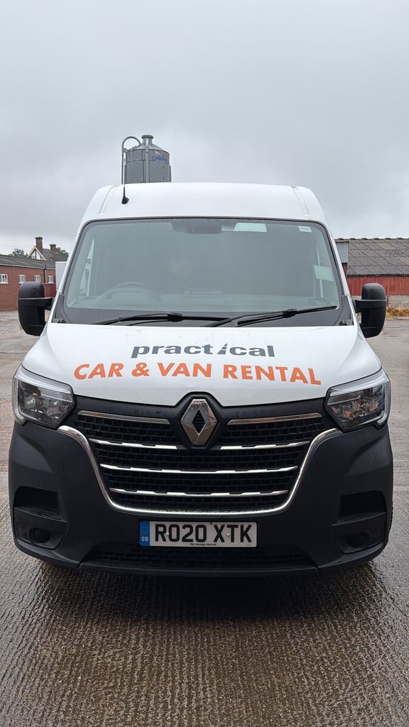 2020 Renault Master LM35dCi 135 Business+ Medium Roof Van PANEL VAN Diesel Manual