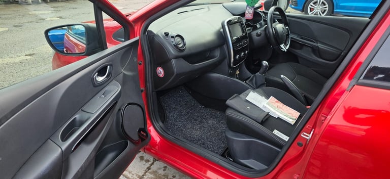 2015 Renault Clio 1.2 16V Dynamique MediaNav 5dr HATCHBACK Petrol Manual