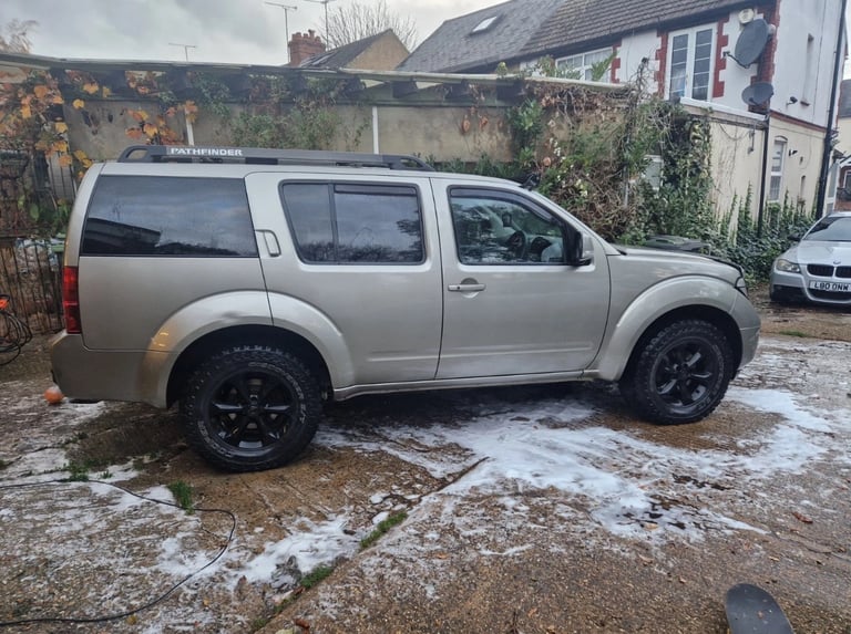 Nissan, PATHFINDER, Estate, 2009, Manual, 2488 (cc), 5 doors