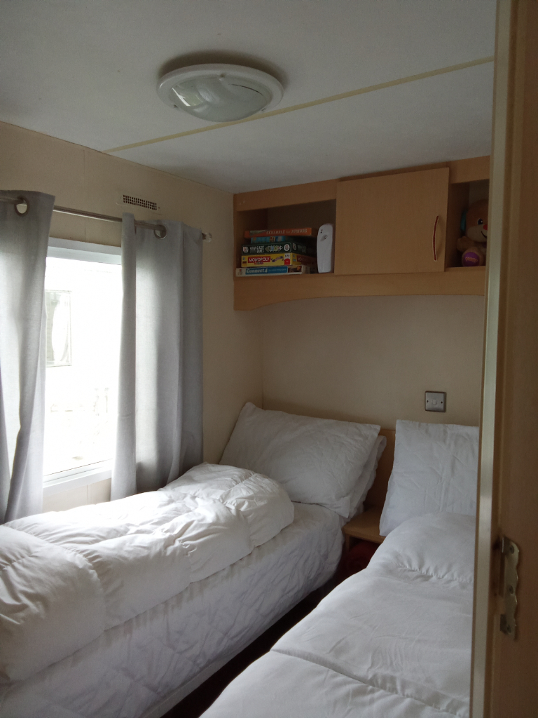Beautiful 8 Berth 3 bedroom static caravan to rent on Happy Days Towyn North Wales