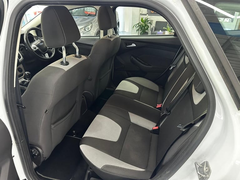 FORD FOCUS 1.6 TDCi Zetec 2014