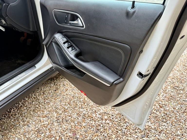 2019 Mercedes-Benz GLA GLA 180 Urban Edition 5dr ESTATE PETROL Manual