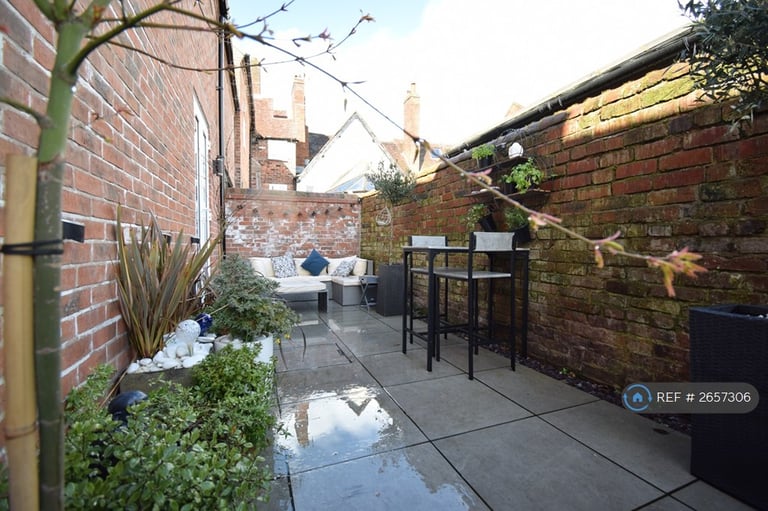 2 bedroom house in Listley Street, Bridgnorth, WV16 (2 bed) (#2657306)