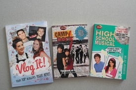Teenage books bundle 13+. 