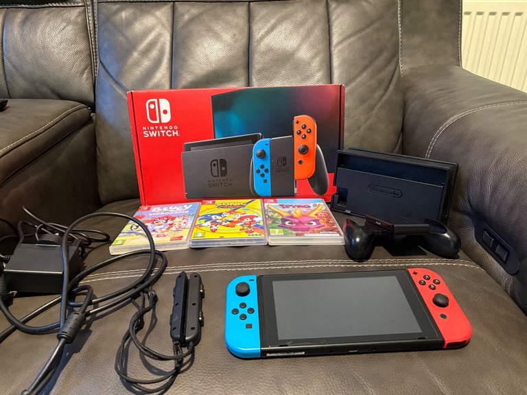 image for Nintendo Switch Bundle