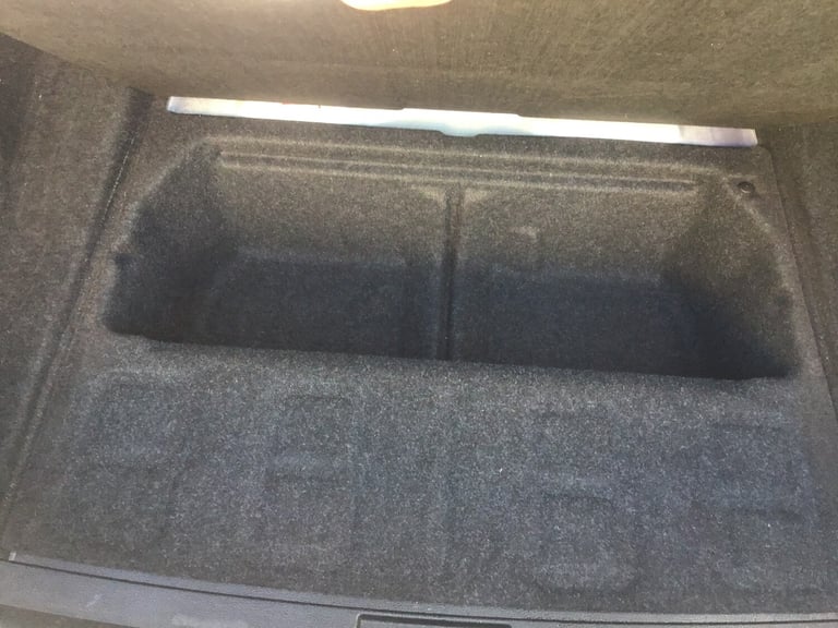 2013 BMW 3 Series 320d Luxury 4dr Step Auto SALOON Diesel Automatic