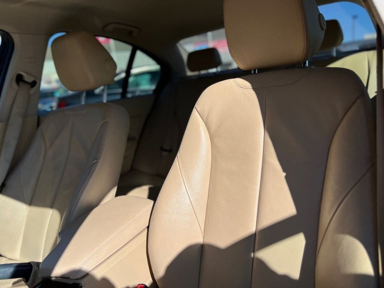 2013 BMW 3 Series 2.0 320d ED EfficientDynamics Business Saloon 4dr Diesel Auto Euro 5 (s/s)  Sal...