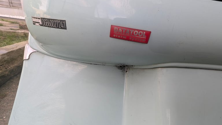 Piaggio, VESPA, 2003, 125 (18,596 miles) datatag , emissions test done (cc) helmet, D lock , cover 