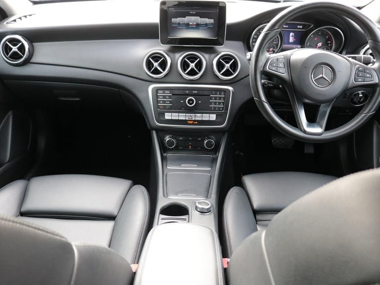 2017 Mercedes-Benz GLA 2.1 GLA200d SE SUV 5dr Diesel 7G-DCT Euro 6 (s/s) (136 ps) ESTATE Diesel A...