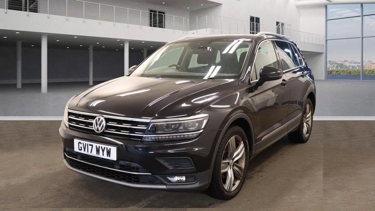 image for  Volkswagen Tiguan 2.0 TDI BlueMotion Tech SEL DSG Euro 6 (s/s) 5dr Diesel Automatic