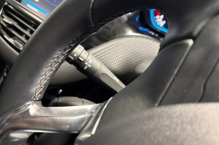 2018 Peugeot 2008 1.2 PureTech Allure Premium 5dr [Start Stop] HATCHBACK PETROL Manual