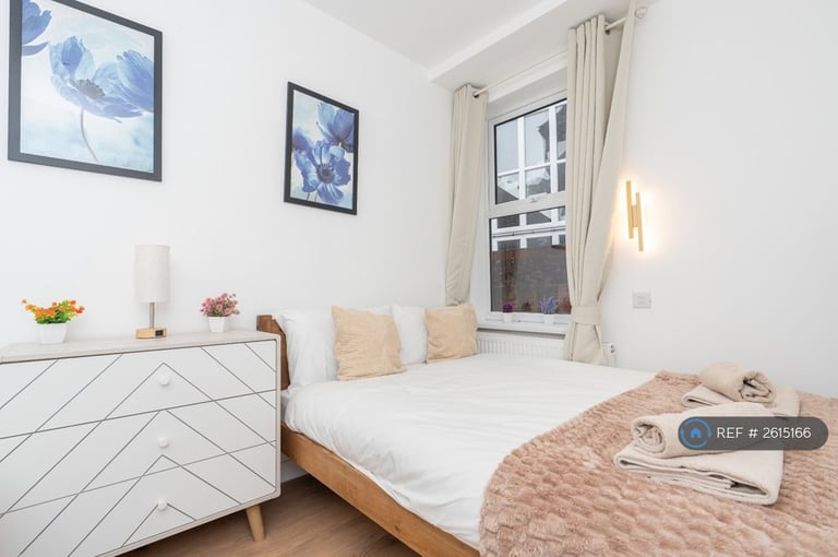 3 bedroom flat in London Road, Portsmouth, PO2 (3 bed) (#2615166)