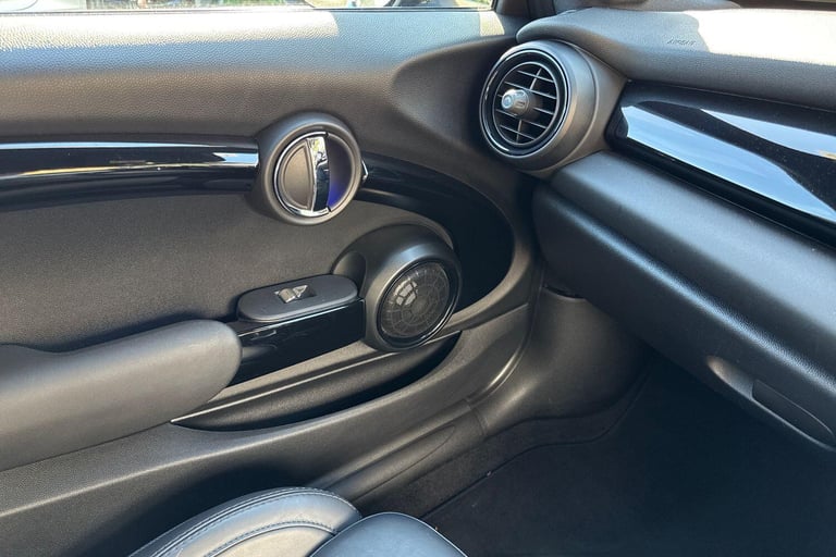 2019 MINI Hatch 2.0 John Cooper Works Hatchback 3dr Petrol Steptronic Euro 6 (s/s) (231 ps) HATCH...