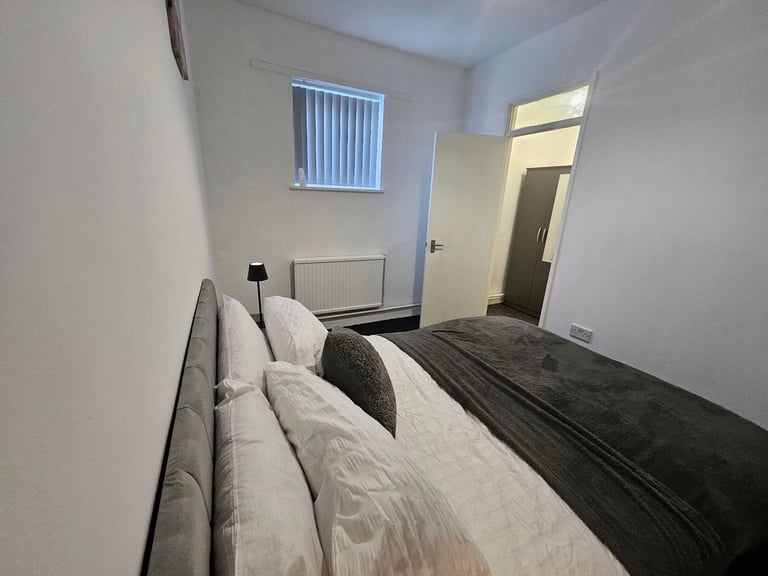 Short Term Rental Stay in Liverpool 1BR-F6