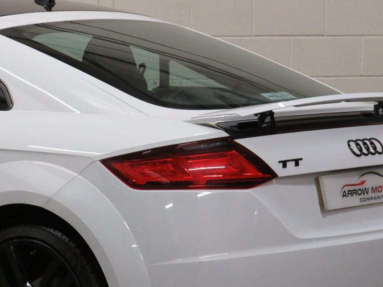 AUDI TT 2.0 TDI ultra S line 2015