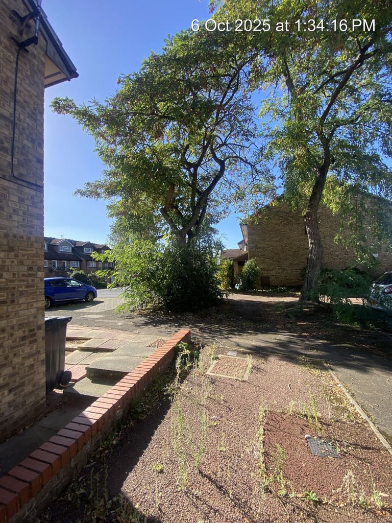 3 bed house at 43 Fiennes Close, Dagenham, RM8 1XF