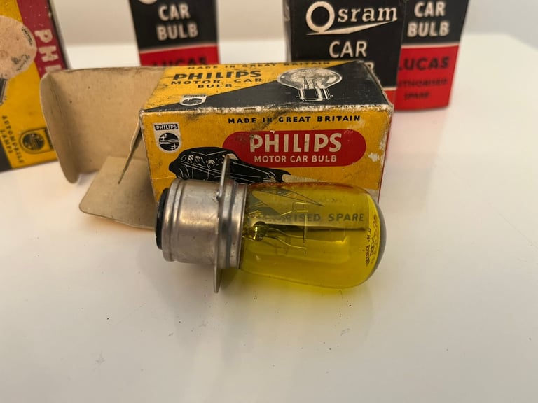 Vintage Osram Lucas Car Bulbs, Philips Lamps, Tungsram Valve, Respirator