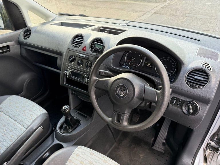 2013 13 VOLKSWAGEN CADDY MAXI 1.6 TDI C20 MAXI PANEL VAN 5DR DIESEL MANUAL FWD (