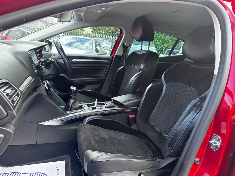 2017 Renault Megane 1.5 dCi Dynamique S Nav Euro 6 (s/s) 5dr HATCHBACK Diesel Manual