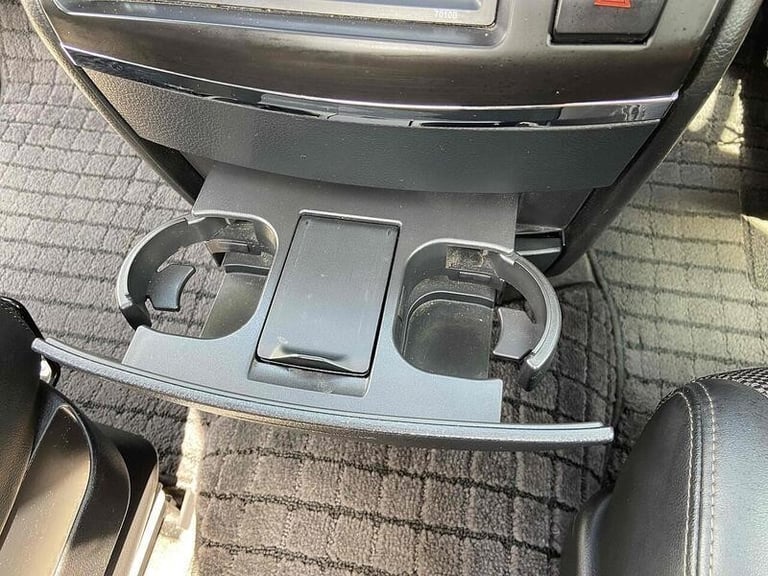 Nissan  0.0  MPV 