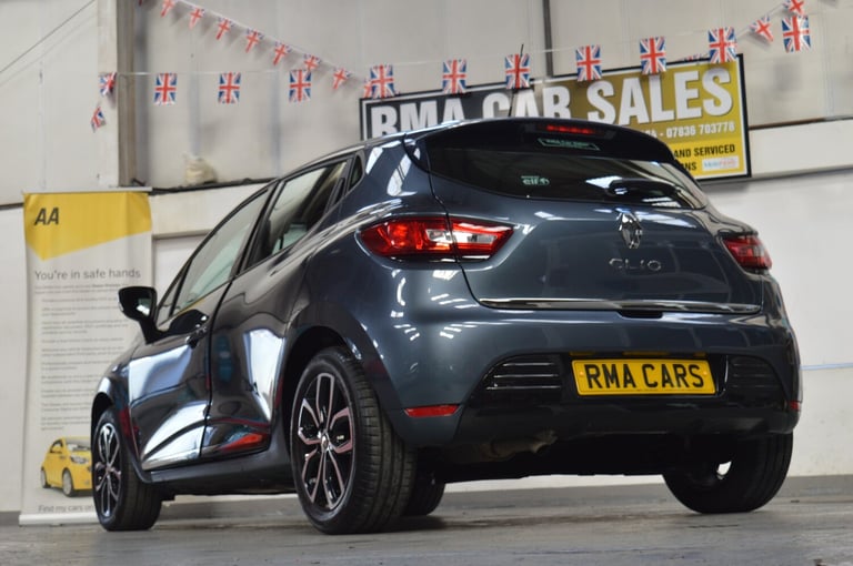 2018 Renault Clio 1.5 dCi 90 Play LOW MILEAGE + ONE OWNER + ULEZ COMPLIANT Hatchback Diesel Manual