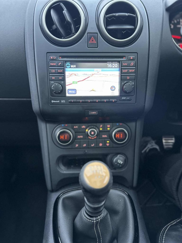 Nissan, QASHQAI 7 seater Hatchback, 2013, Manual, 1598 (cc), 5 doors